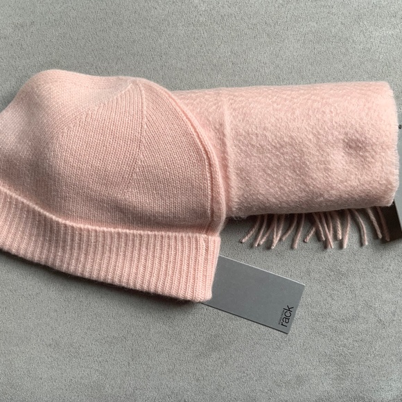 SET OF NORDSTROM RACK 100% CASHMERE Scarf and Hat In PINK CHINTZ OS NWT STUNNING - Picture 15 of 16